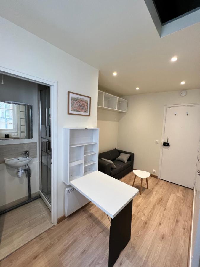 Studio Neuf Entierement Equipe Et Bien Situe. Daire Paris Dış mekan fotoğraf